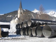 Networks for snowmaking machines