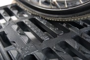 Gully Gratings